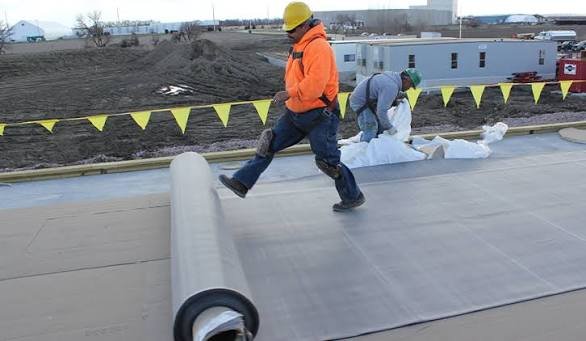 Choosing the Right Commercial Roofing Material for a Building That Has to Last